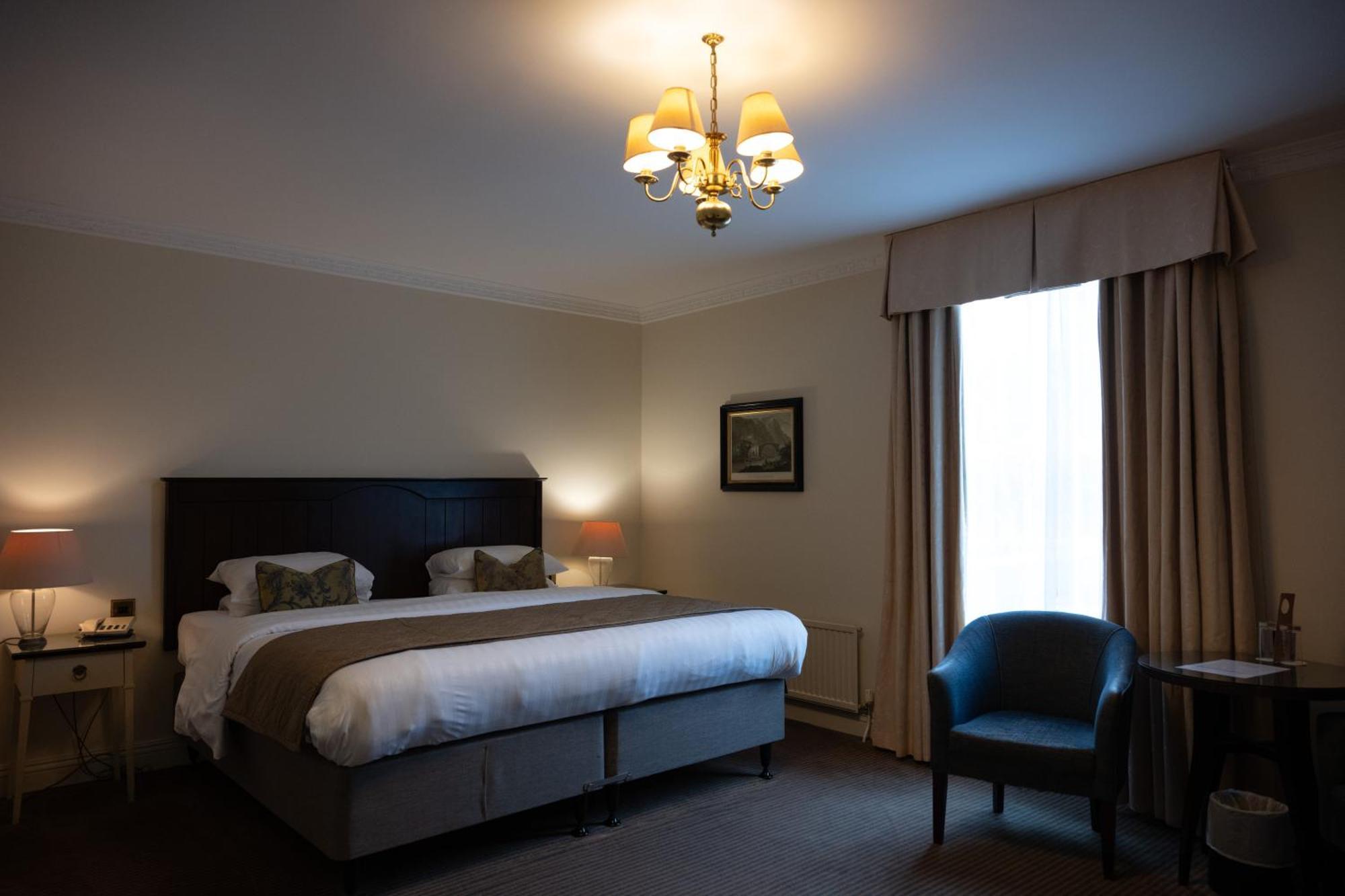Park House Hotel ชิฟนาล ภายนอก รูปภาพ